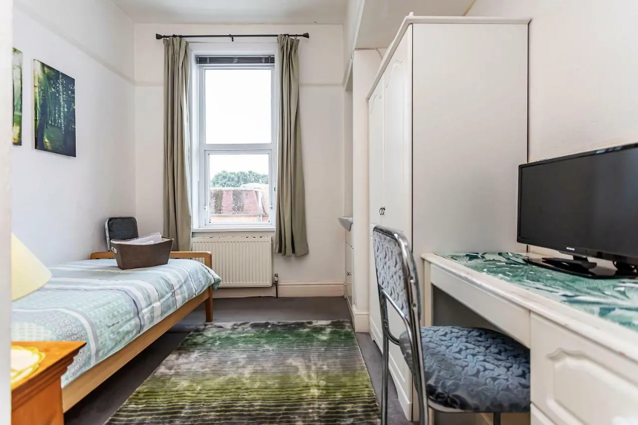 The Ravensbourne Hotel Bournemouth Guest house